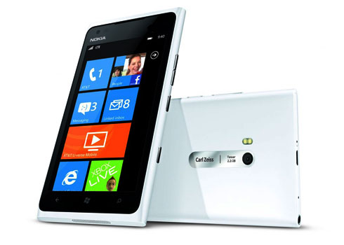 nokia-lumia-900-white-a.jpg